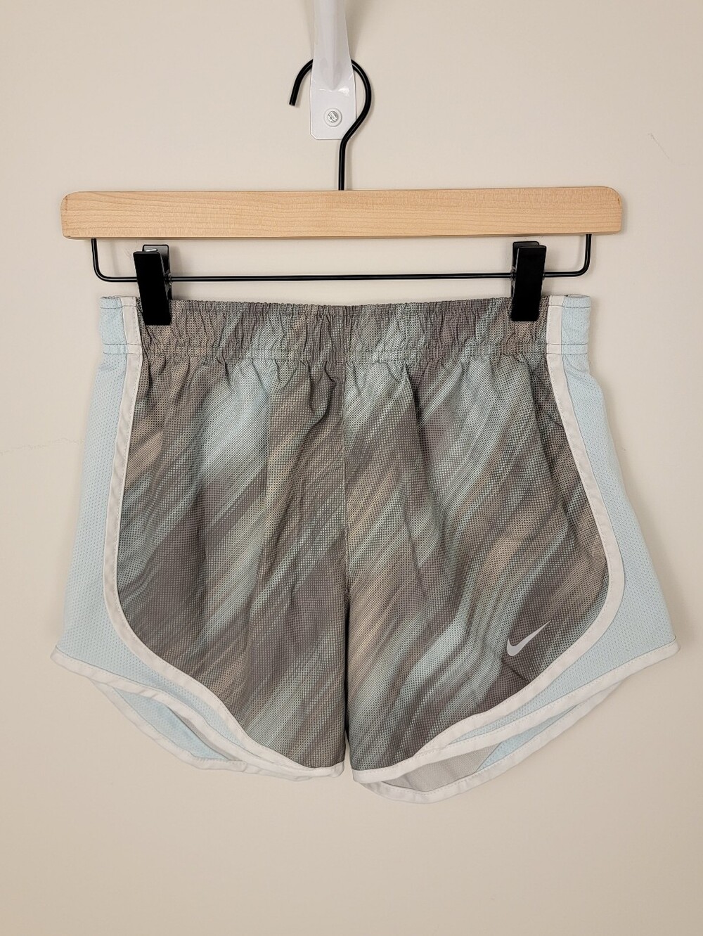 Nike Dri-FIT Abstract Print Running Shorts Athletic Lined Women's XS